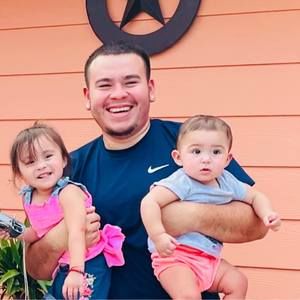 Meet your Posher, Josue